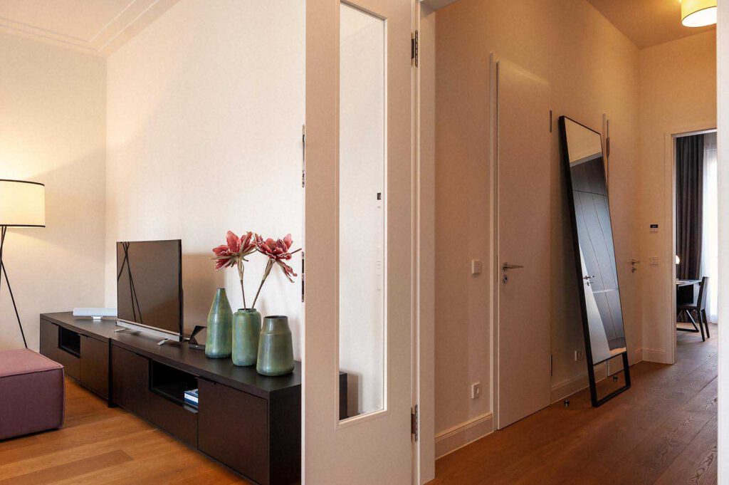 Flur des Executive Apartment in den The Wellem Residences in Düsseldorf