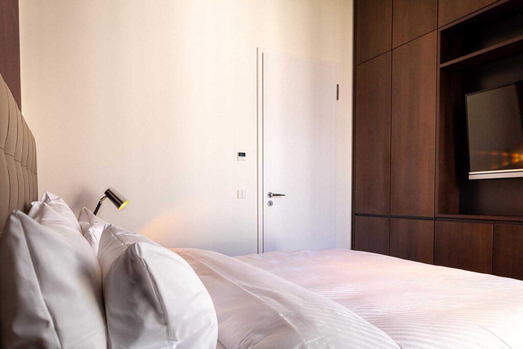 Schlafzimmer des Executive Apartment 2 Bedrooms in den The Wellem Residences in Düsseldorf