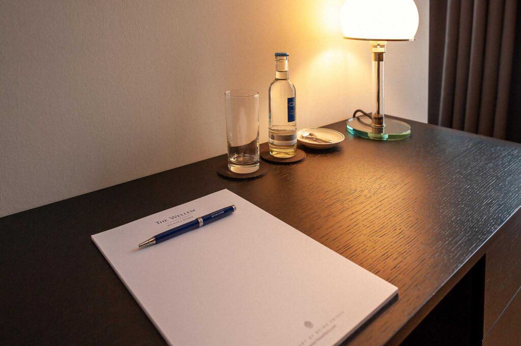 Arbeitsbereich des Executive Apartment in den The Wellem Residences in Düsseldorf