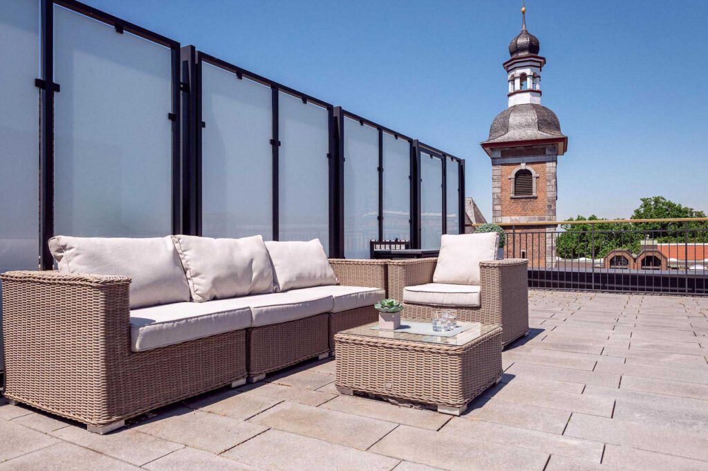 Dachterrasse des Executive Penthouse 2 Bedrooms in den The Wellem Residences in Düsseldorf