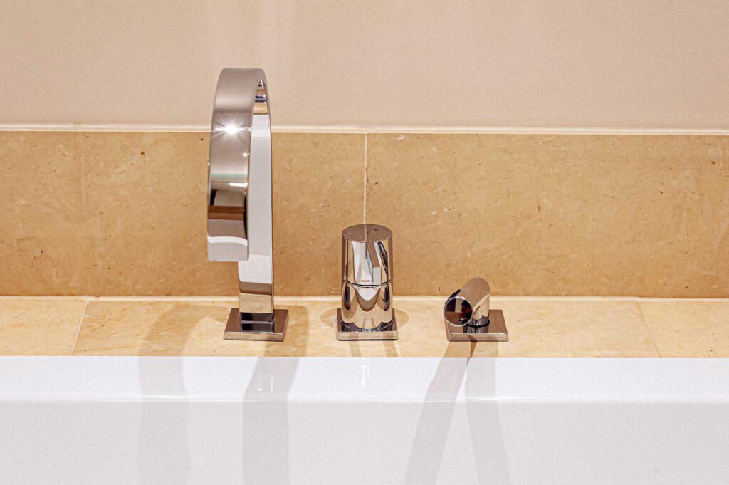 Badezimmer des Penthouses in den The Wellem Residences in Düsseldorf