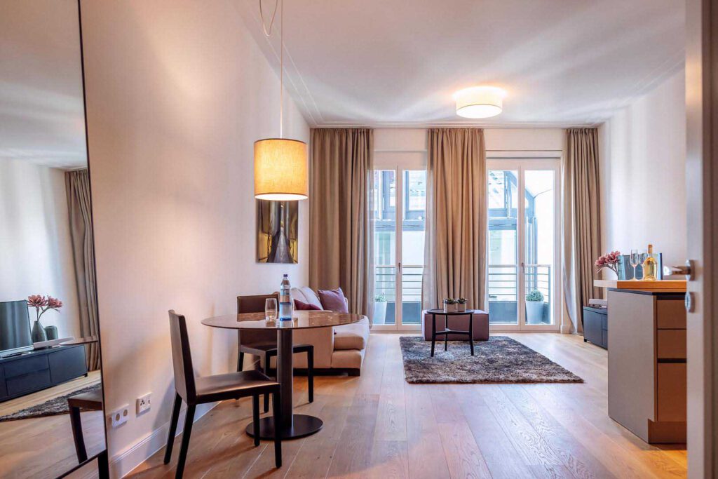 Wohnzimmer des Premium Apartment in den The Wellem Residences in Düsseldorf