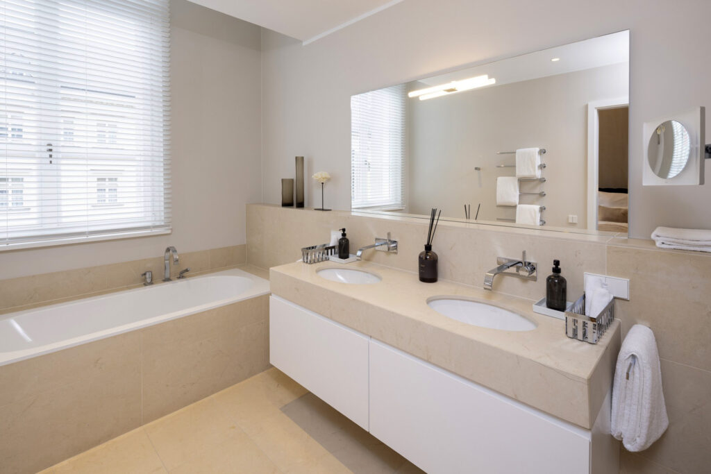 Badezimmer der Heritage Suite im Hotel The Wellem Düsseldorf